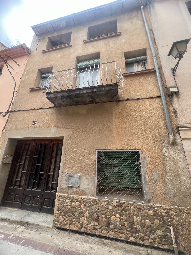 Exterior view of Single-family semi-detached for sale in El Pla de Santa Maria