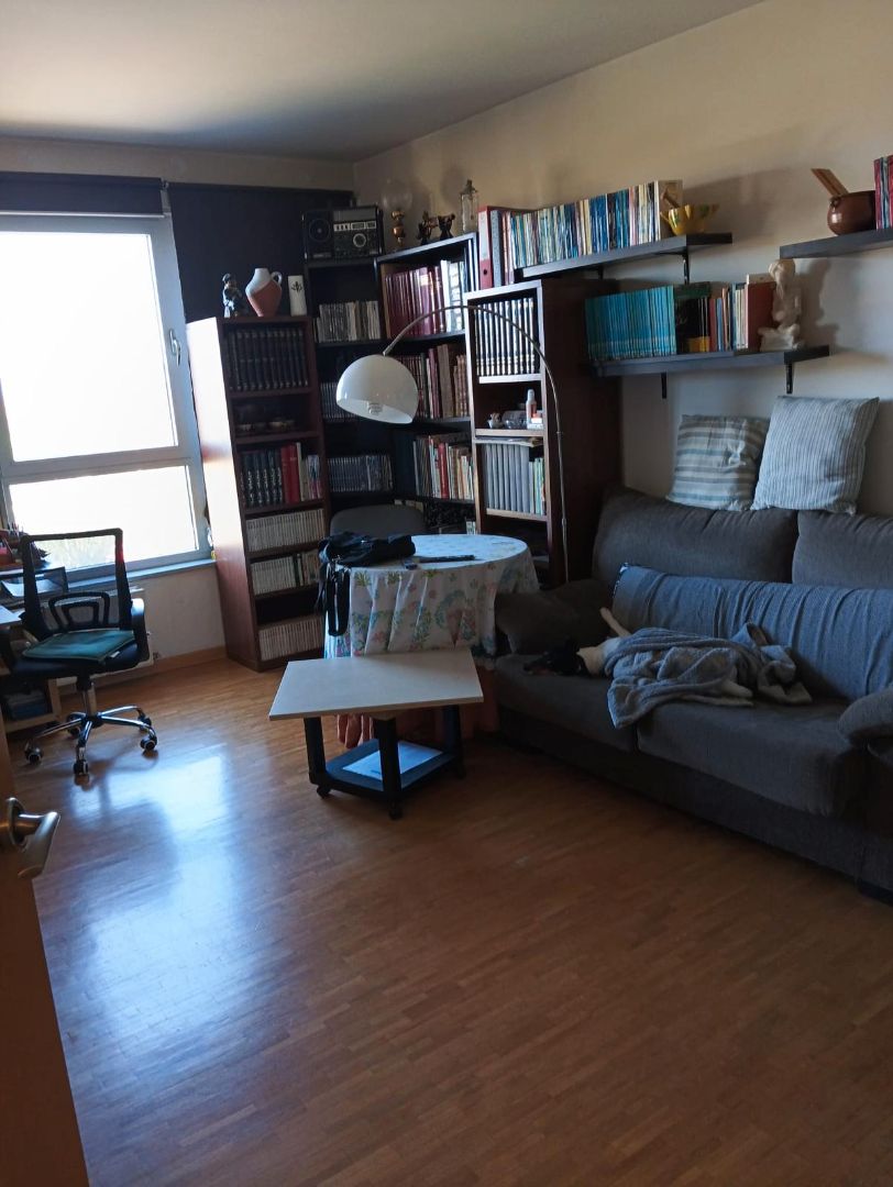 Sala d'estar de Pis en venda en Vitoria - Gasteiz amb Moblat