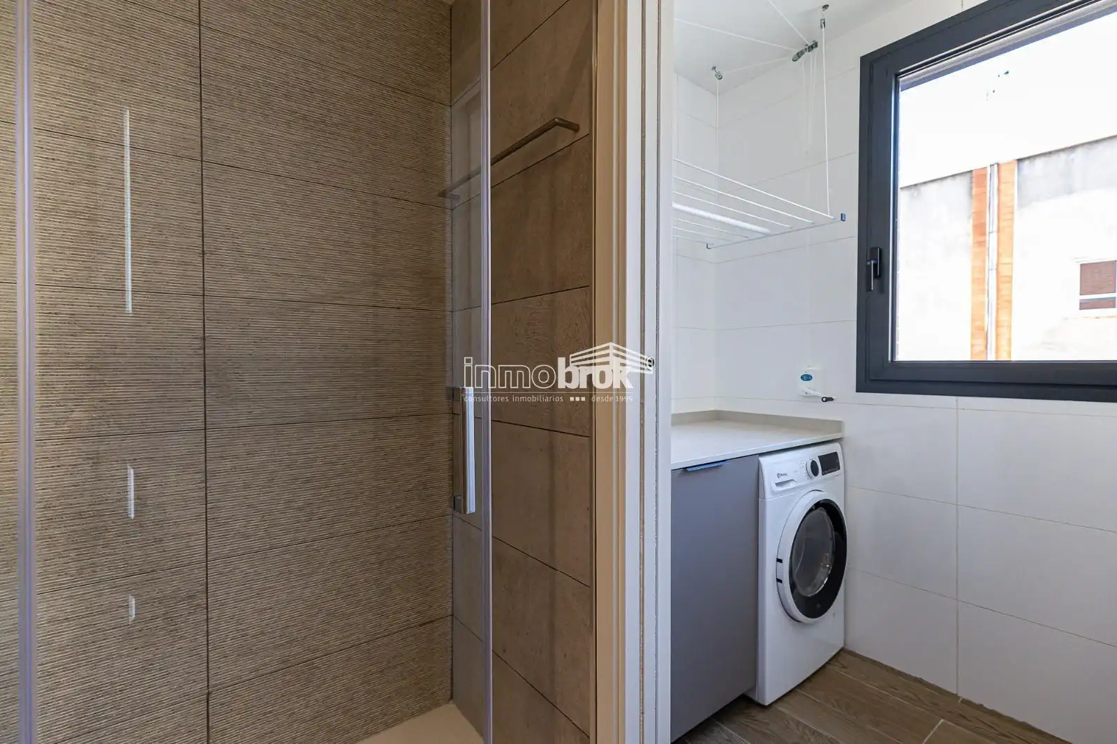 Habitación de Piso de alquiler en Madrid con Aire acondicionado, Trastero y Piscina