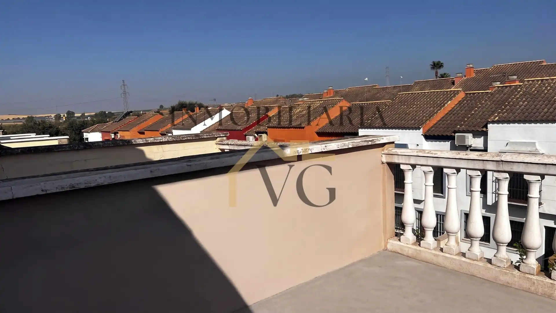 Terrassa de Casa adosada en venda en Guillena amb Calefacció, Terrassa i Traster