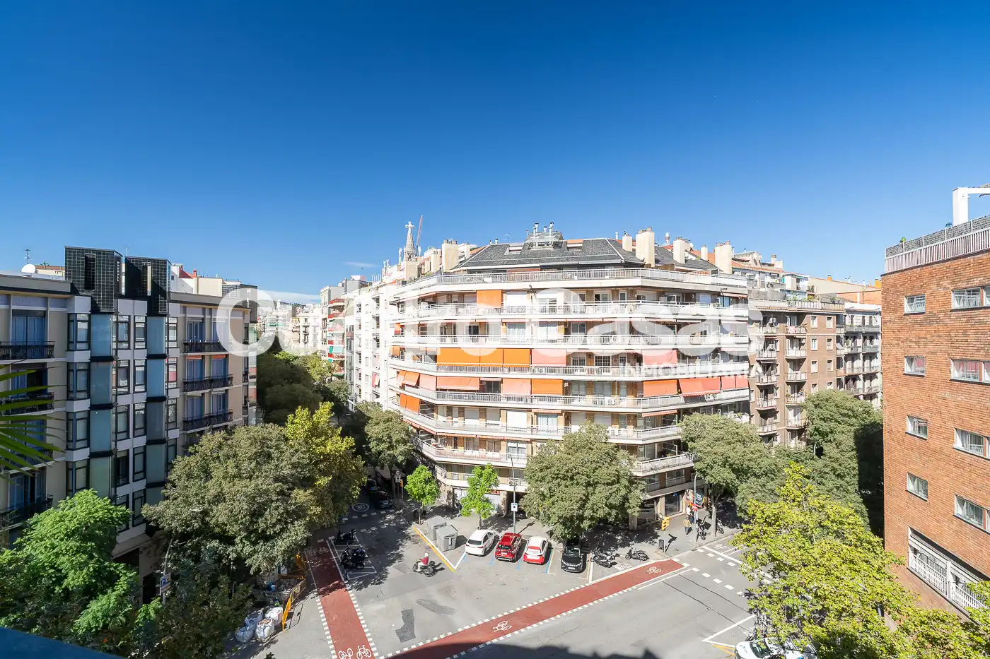 Vista exterior de Pis en venda en Eixample