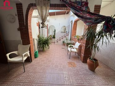 Casa en venda a Periurbano Oeste - Sierra