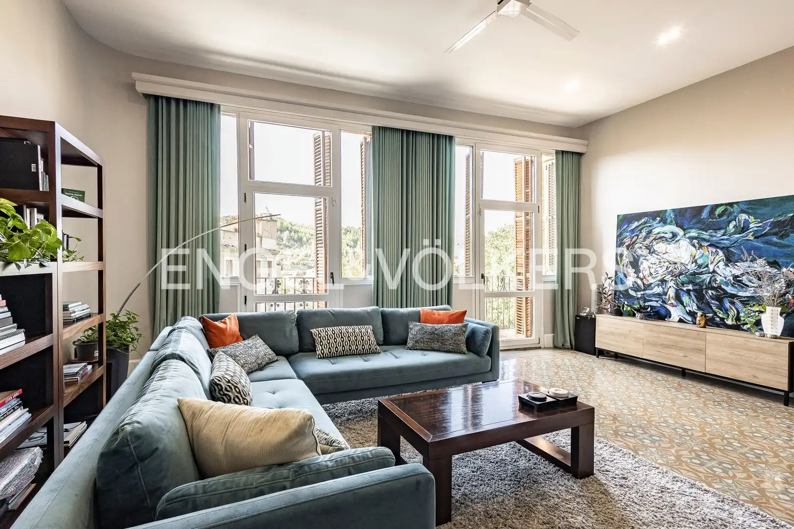 Piso con terraza en venta en Centre