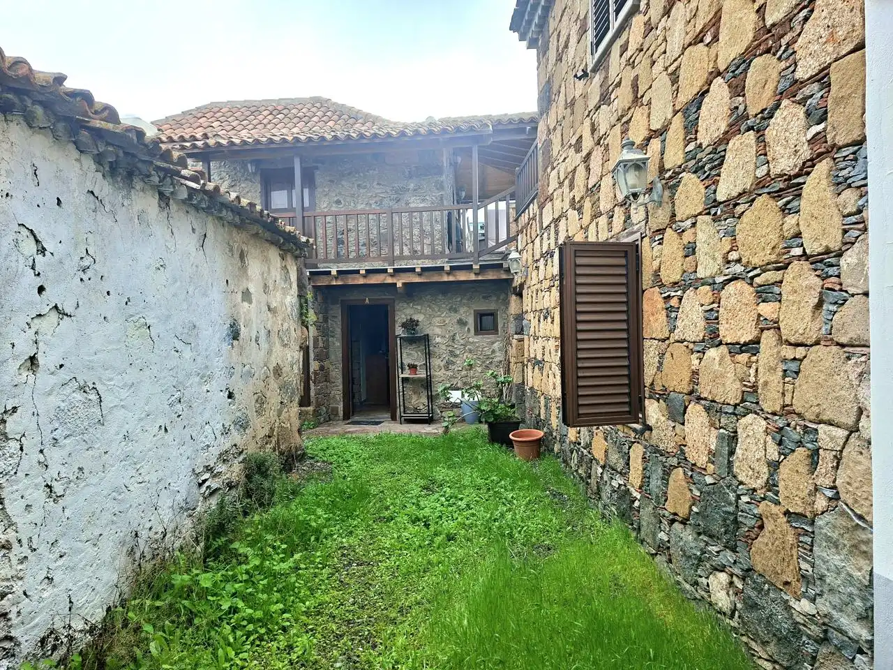 Vista exterior de Casa o chalet en venta en Adeje con Terraza y Amueblado
