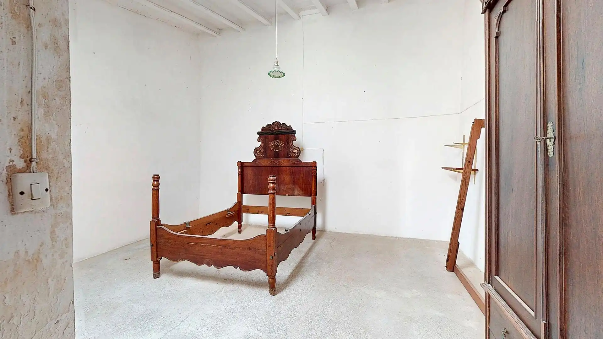 Dormitori de Casa o xalet en venda en Santa Eugènia amb Jardí privat