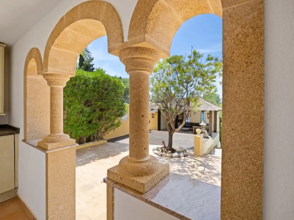 Vista exterior de Casa o xalet en venda en Jávea / Xàbia amb Aire condicionat, Calefacció i Balcó