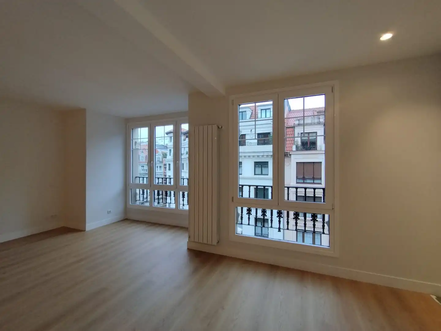 Bedroom of Flat for rent in Bilbao   with Heating
