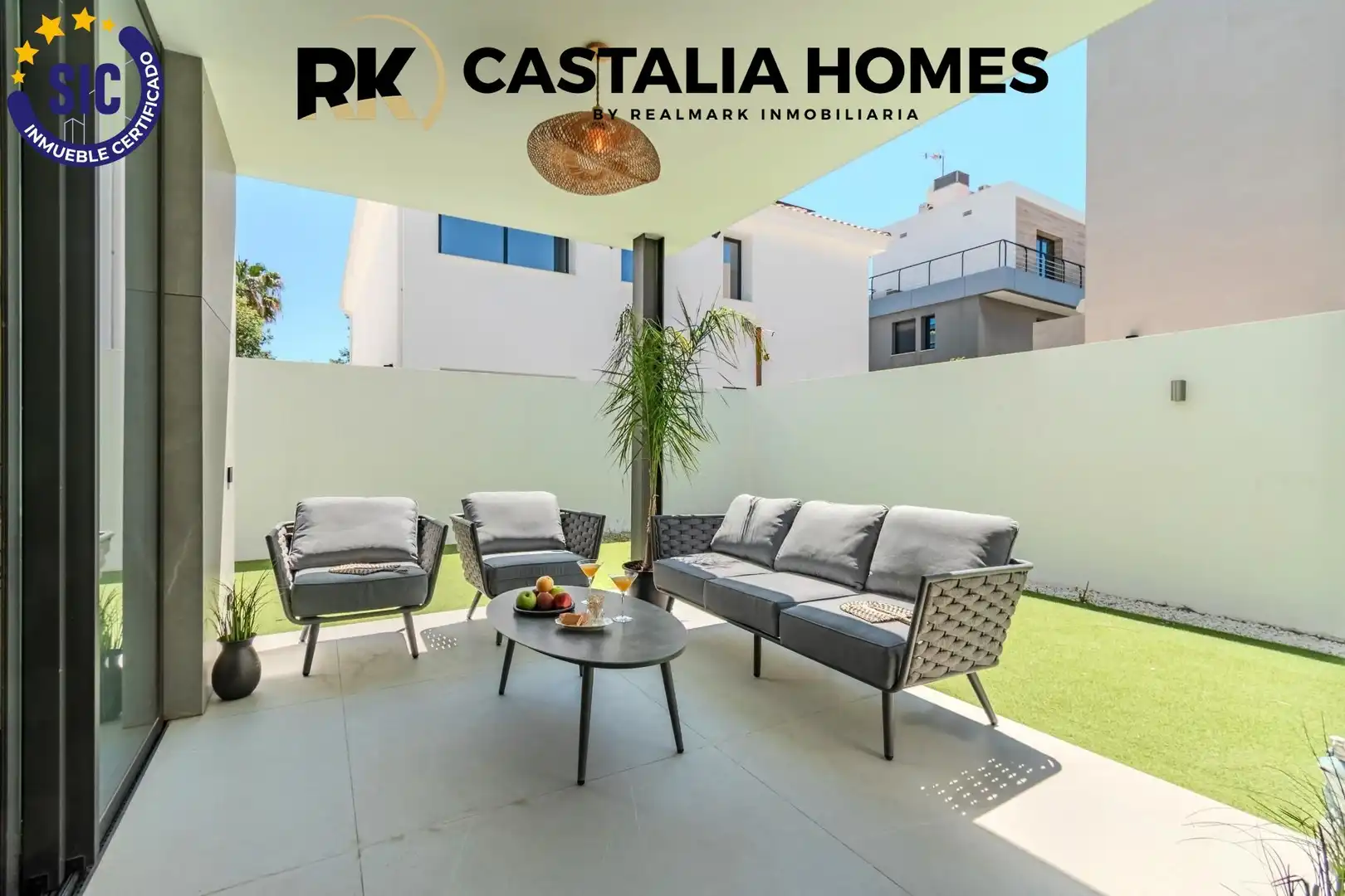 Terrassa de Casa o xalet en venda en Castellón de la Plana / Castelló de la Plana amb Aire condicionat, Calefacció i Jardí privat