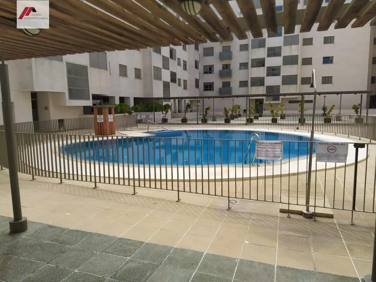 Piscina de Àtic en venda en El Puerto de Santa María amb Terrassa, Traster i Piscina comunitària