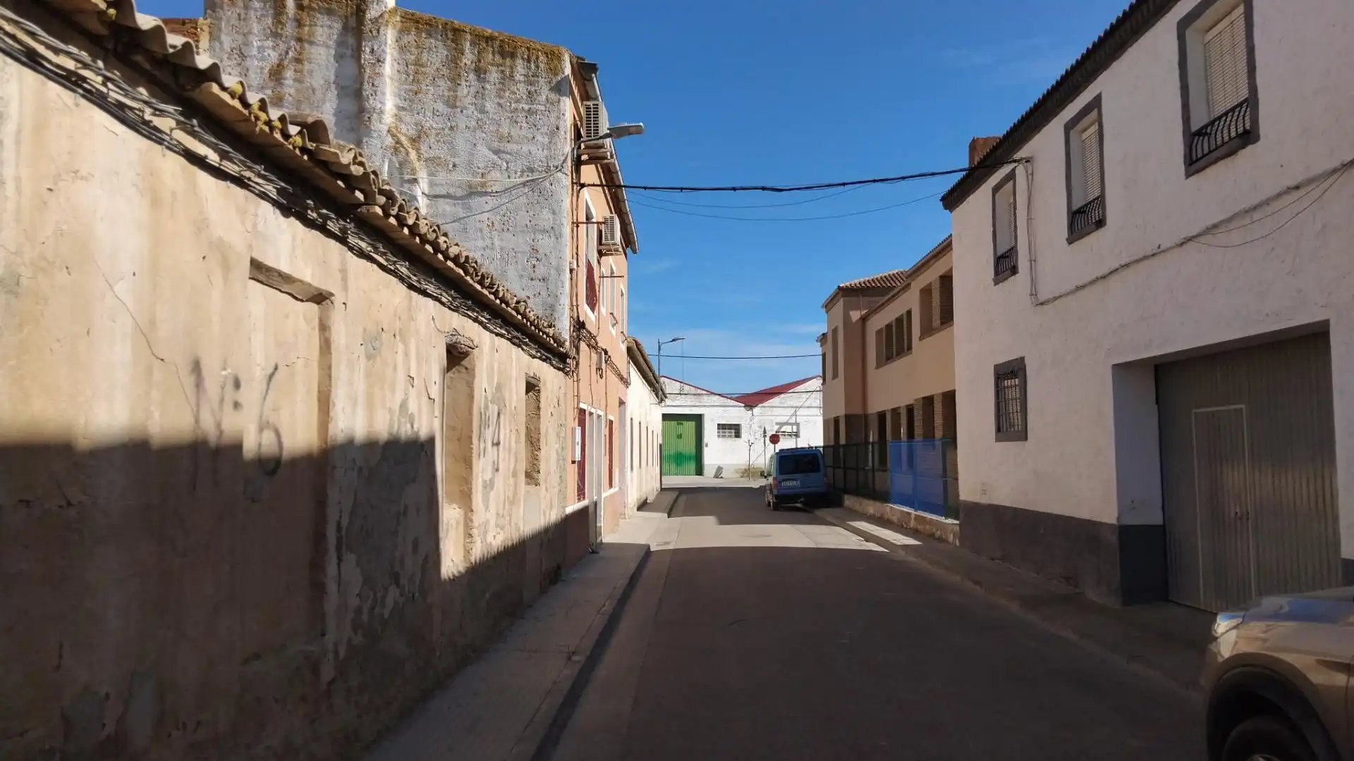 Exterior view of Industrial buildings for sale in Pradilla de Ebro