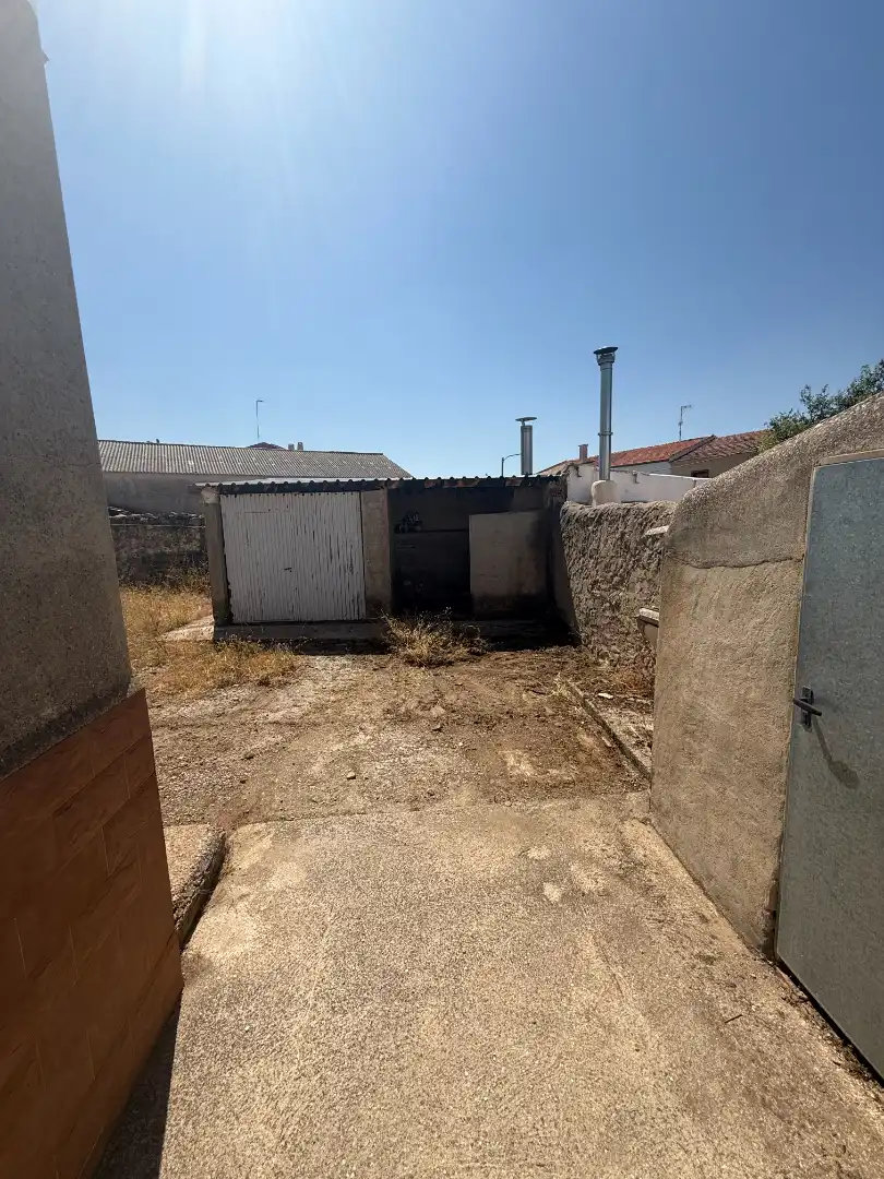 Casa o xalet en venda en El Bonillo amb Calefacció, Jardí privat i Moblat