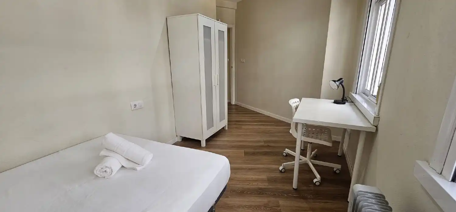 Habitación de Piso en venta en A Coruña Capital  con Amueblado