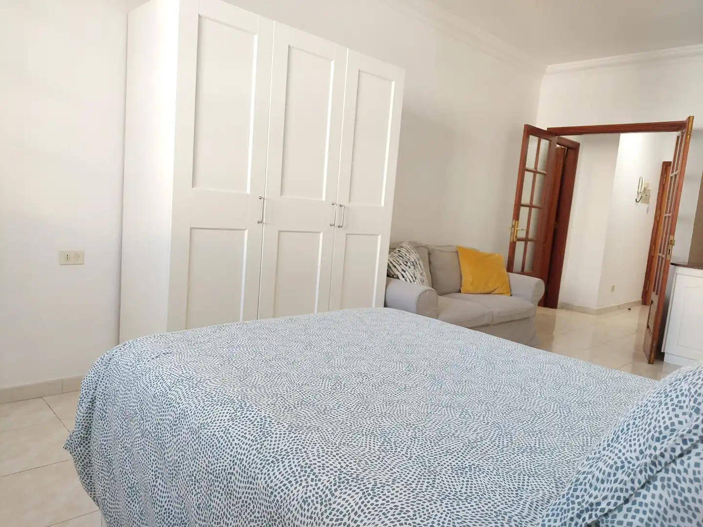 Dormitori de Estudi de lloguer en Las Palmas de Gran Canaria amb Moblat, Forn i Rentadora