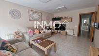Living room of Flat for sale in Cambrils  with Air Conditioner, Heating and Parquet flooring