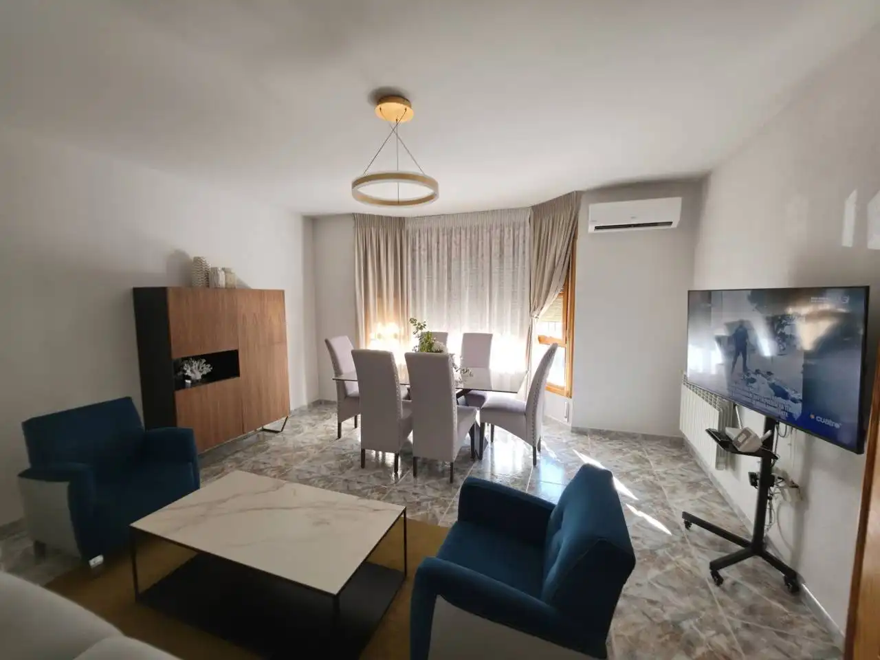 Casa en venta en Baza, imagen 2