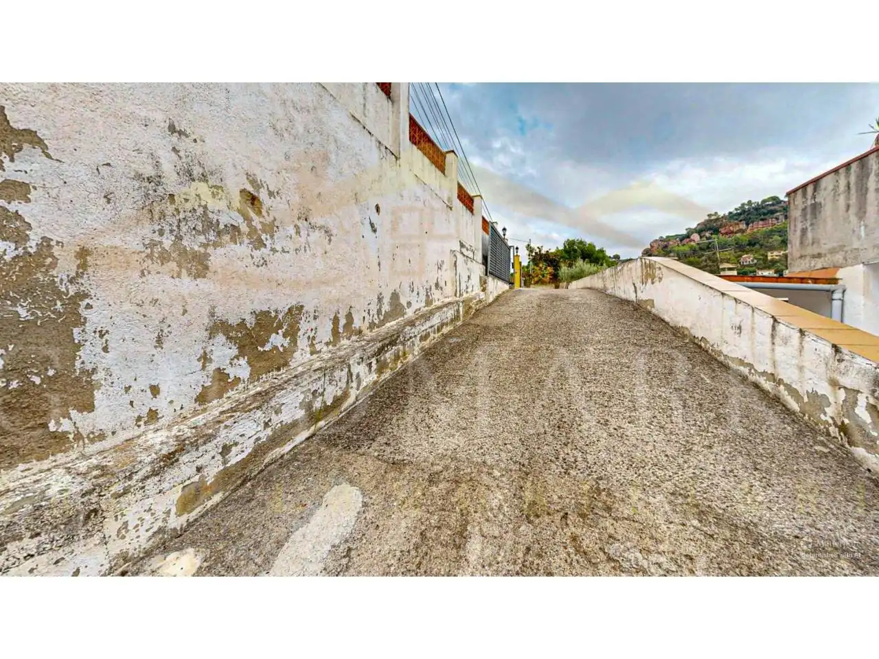 Vista exterior de Casa o chalet en venta en Corbera de Llobregat con Aire acondicionado, Calefacción y Jardín privado