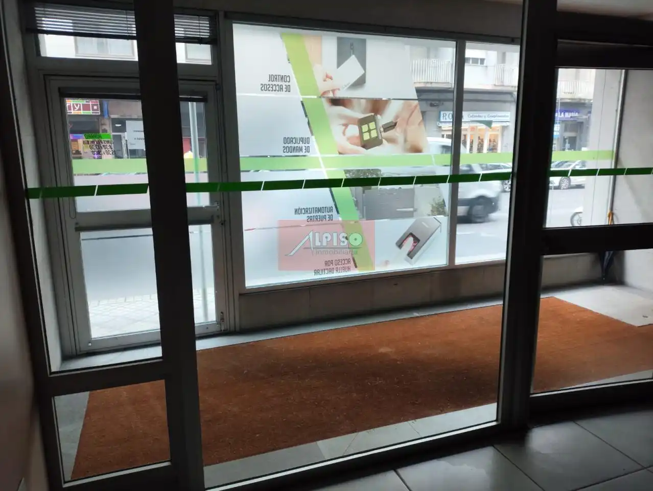 Commercial properties for rent in Ourense Capital 