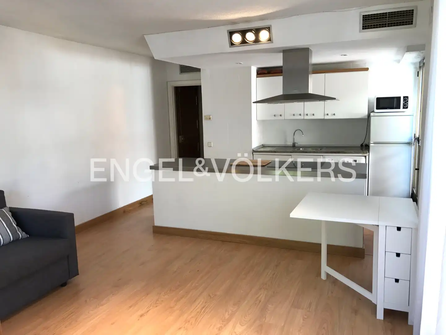 Kitchen of Flat for rent in Las Rozas de Madrid  with Air Conditioner, Heating and Parquet flooring