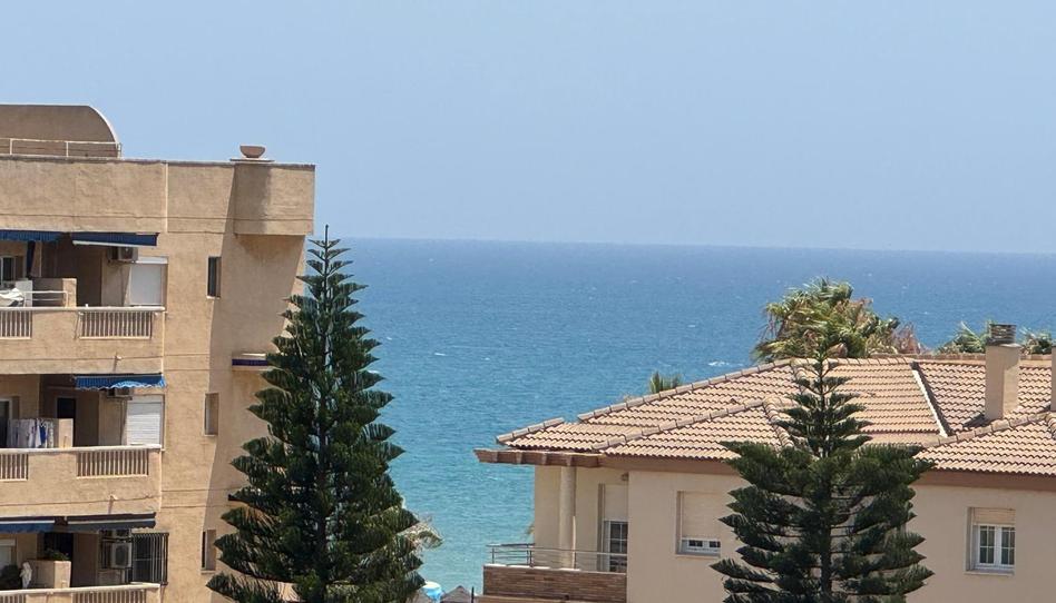 Photo 1 of Apartment for sale in Calle de la Playa, 40, El Bajondillo, Málaga