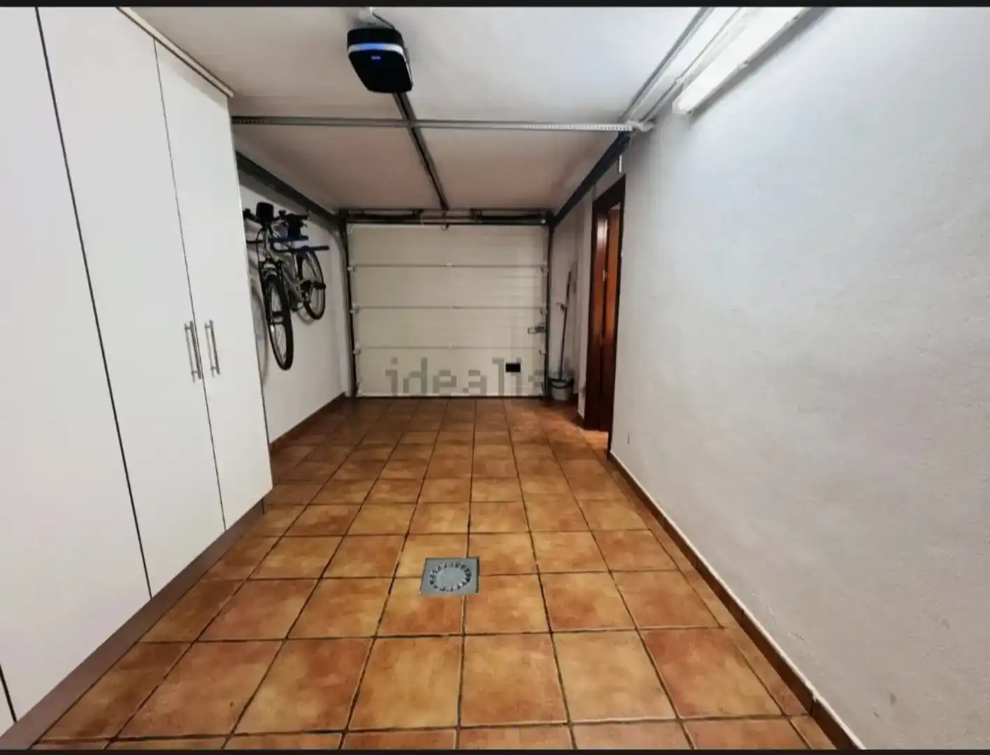 Casa adosada en venda en Ogíjares amb Aire condicionat