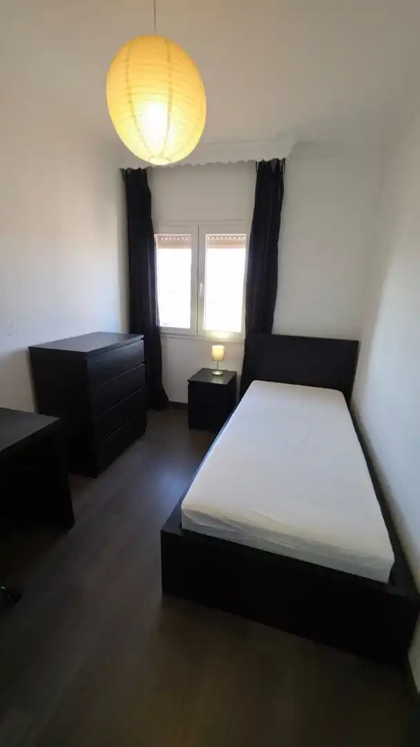 Flat for rent in de La Banqueta, Santa Bárbara - Ciudad Deportiva