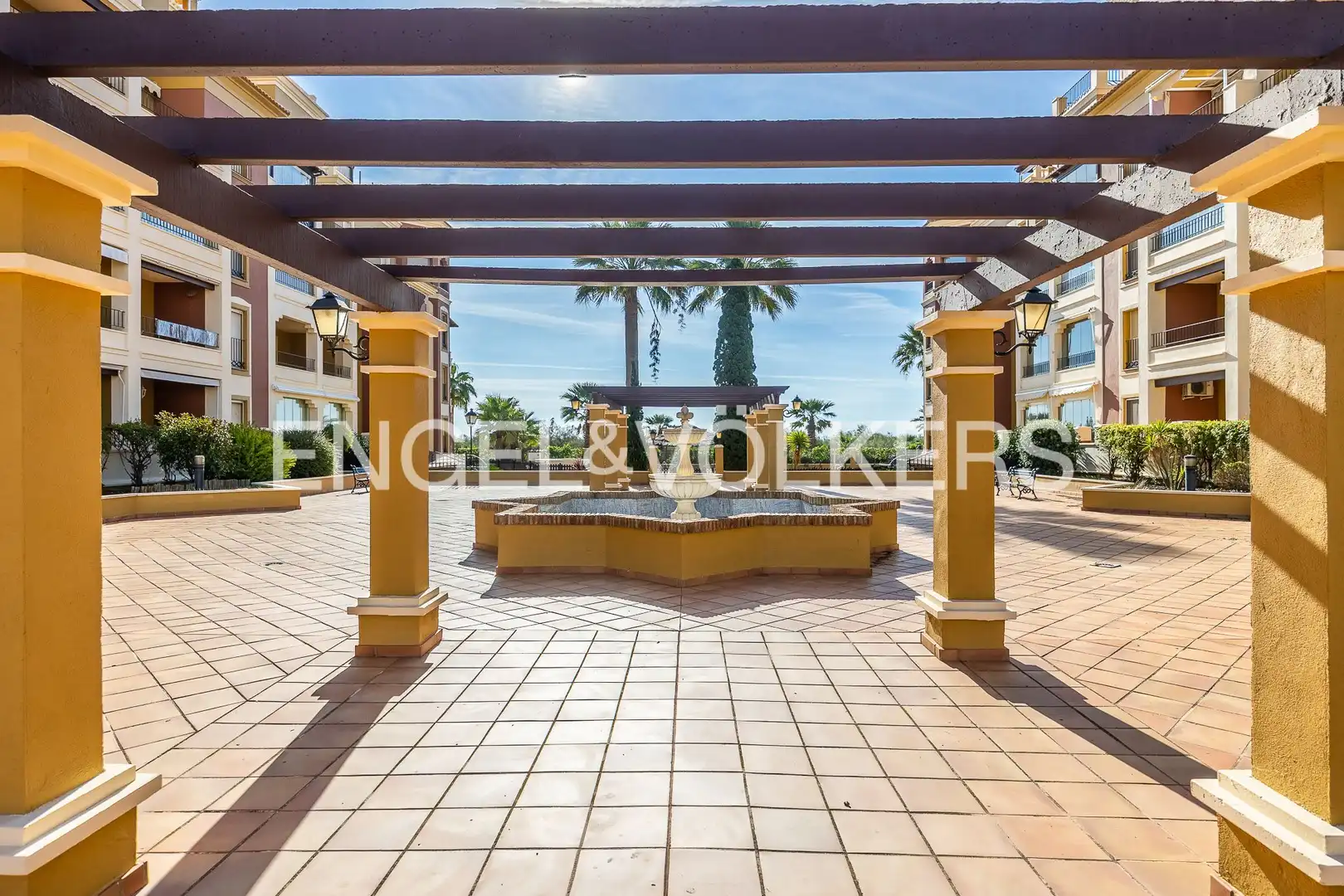 Terraza de Ático en venta en Ayamonte con Aire acondicionado, Calefacción y Jardín privado