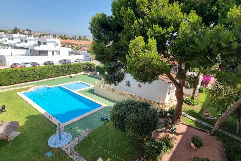 Photo 1 of Flat to rent in Carrer de la Pinta, Playa Muchavista, Alicante