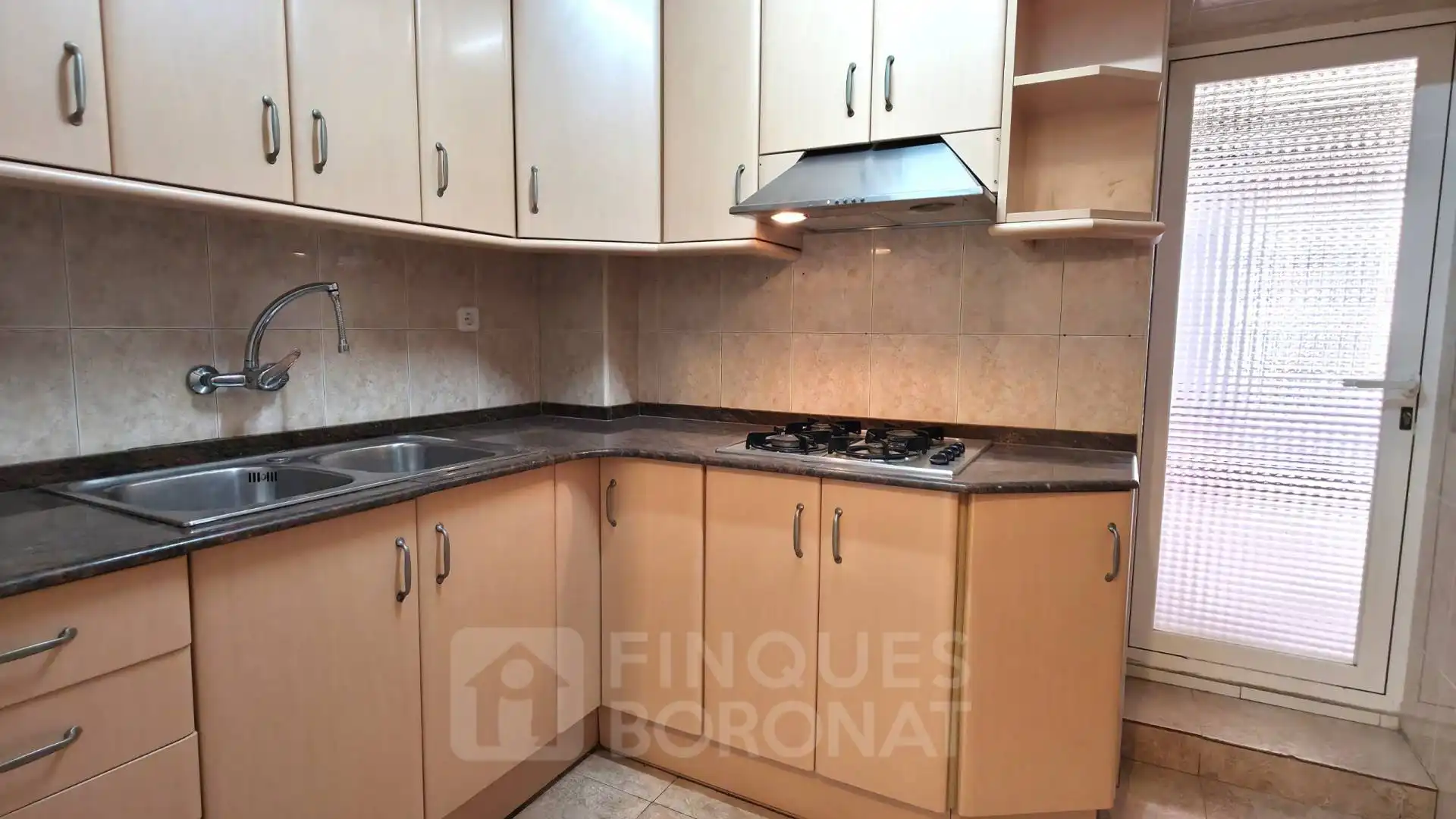 Cuina de Pis en venda en Tarragona amb Aire condicionat i Balcó