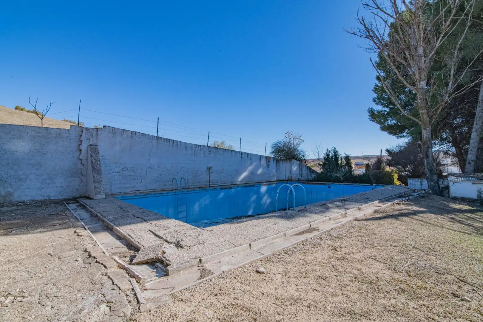 Edificio en venta en Carretera HUELMA, 66, Montejícar