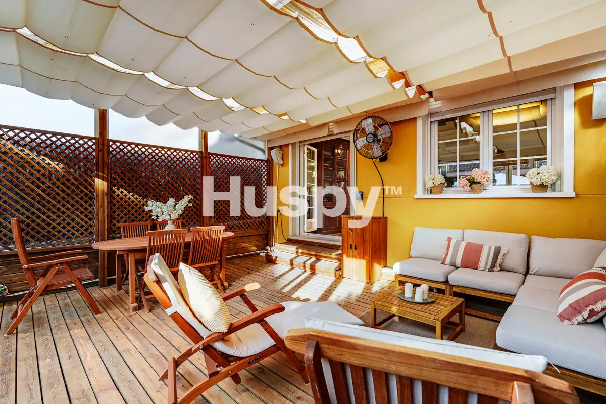 Reihenhaus mit Terrasse zum Verkauf in Calle de la Bahía de Santander, imagen 3