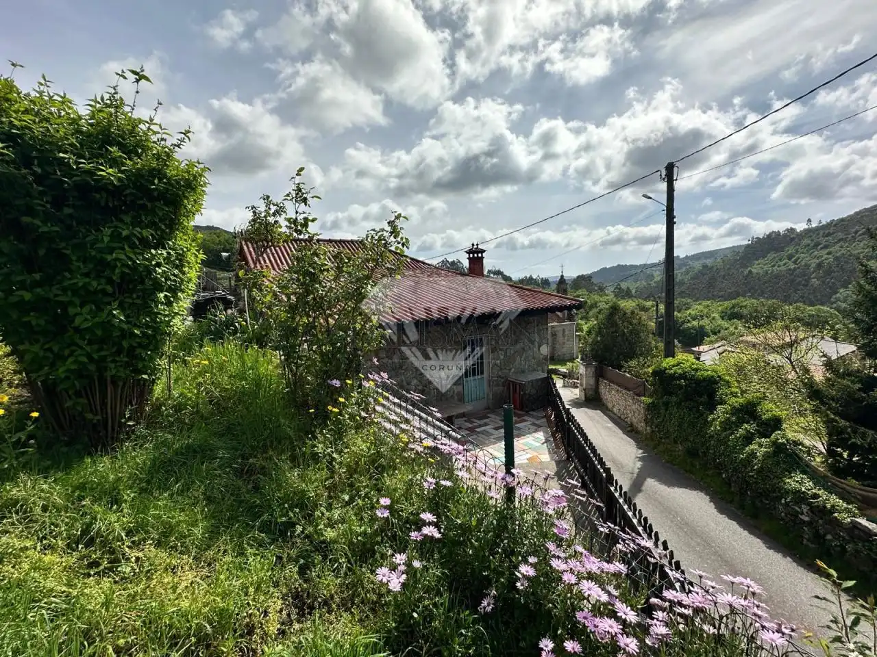 Casa o chalet en venta en A Lama   con Calefacción, Jardín privado y Piscina