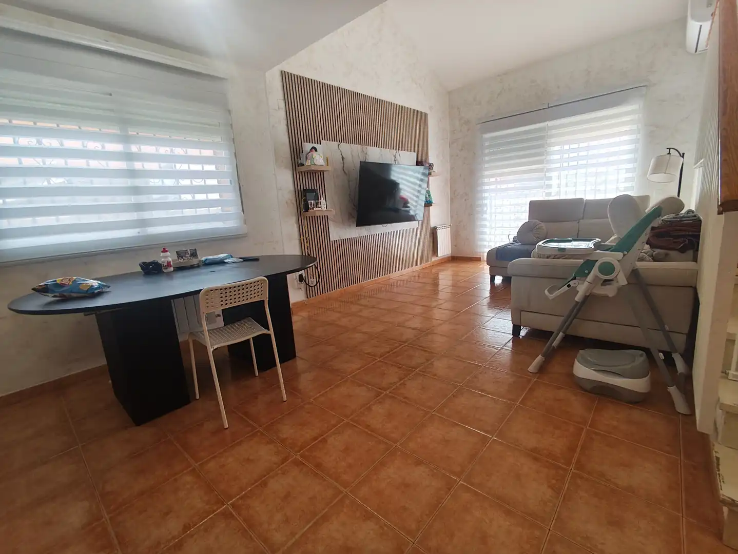 Sala d'estar de Casa o xalet en venda en Las Ventas de Retamosa amb Aire condicionat, Calefacció i Jardí privat