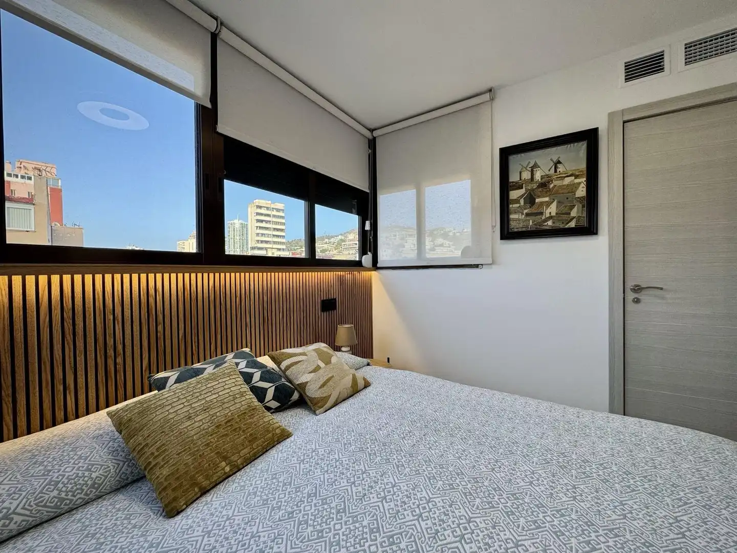 Bedroom of Apartments for rent in Benidorm  with Air Conditioner, Furnished and Community pool