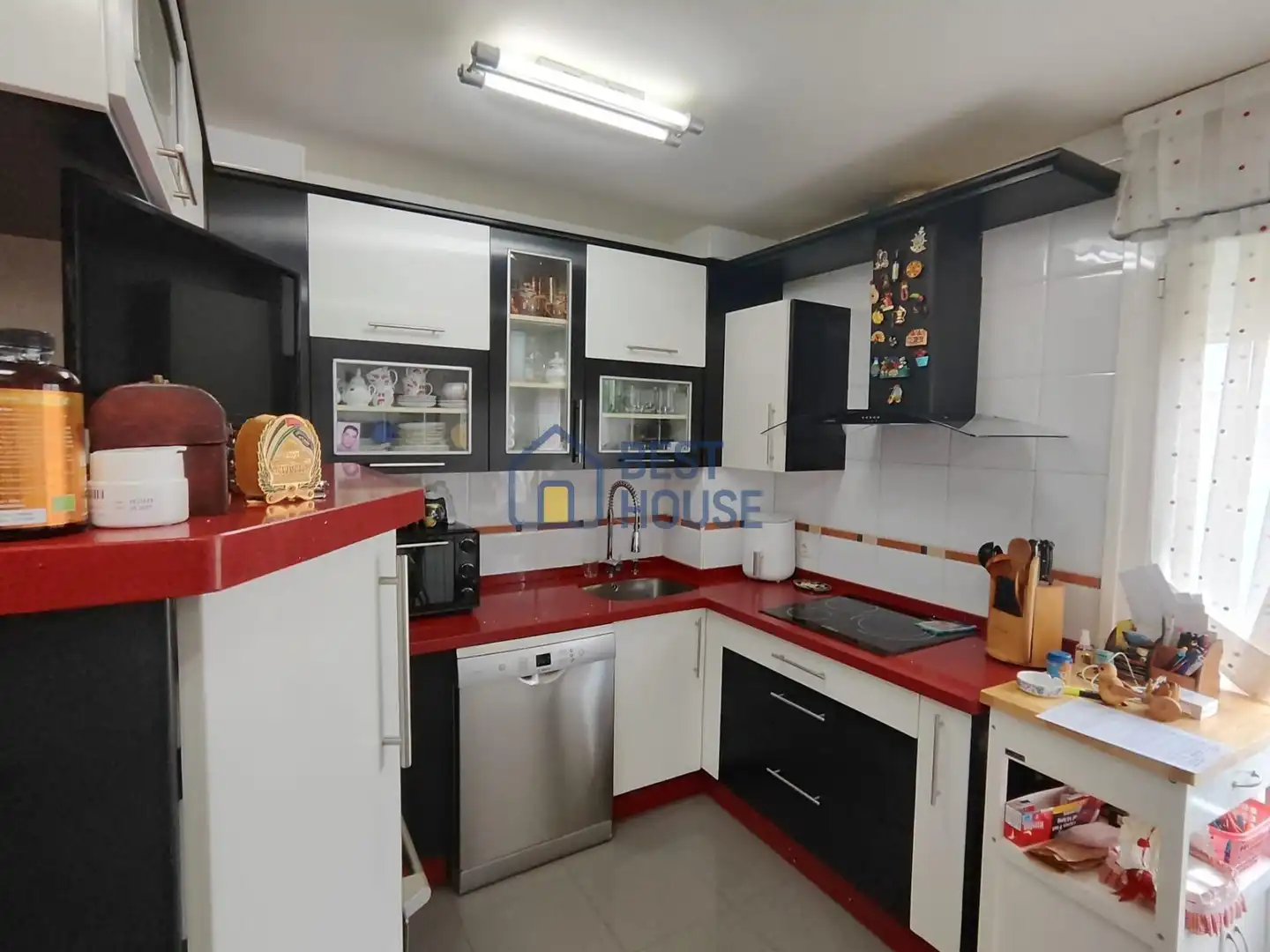 Cocina de Apartamento en venta en San Andrés del Rabanedo con Calefacción, Trastero y Amueblado