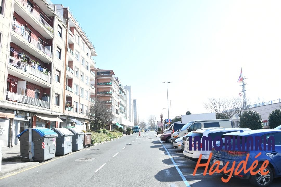 Exterior view of Premises for sale in Leioa