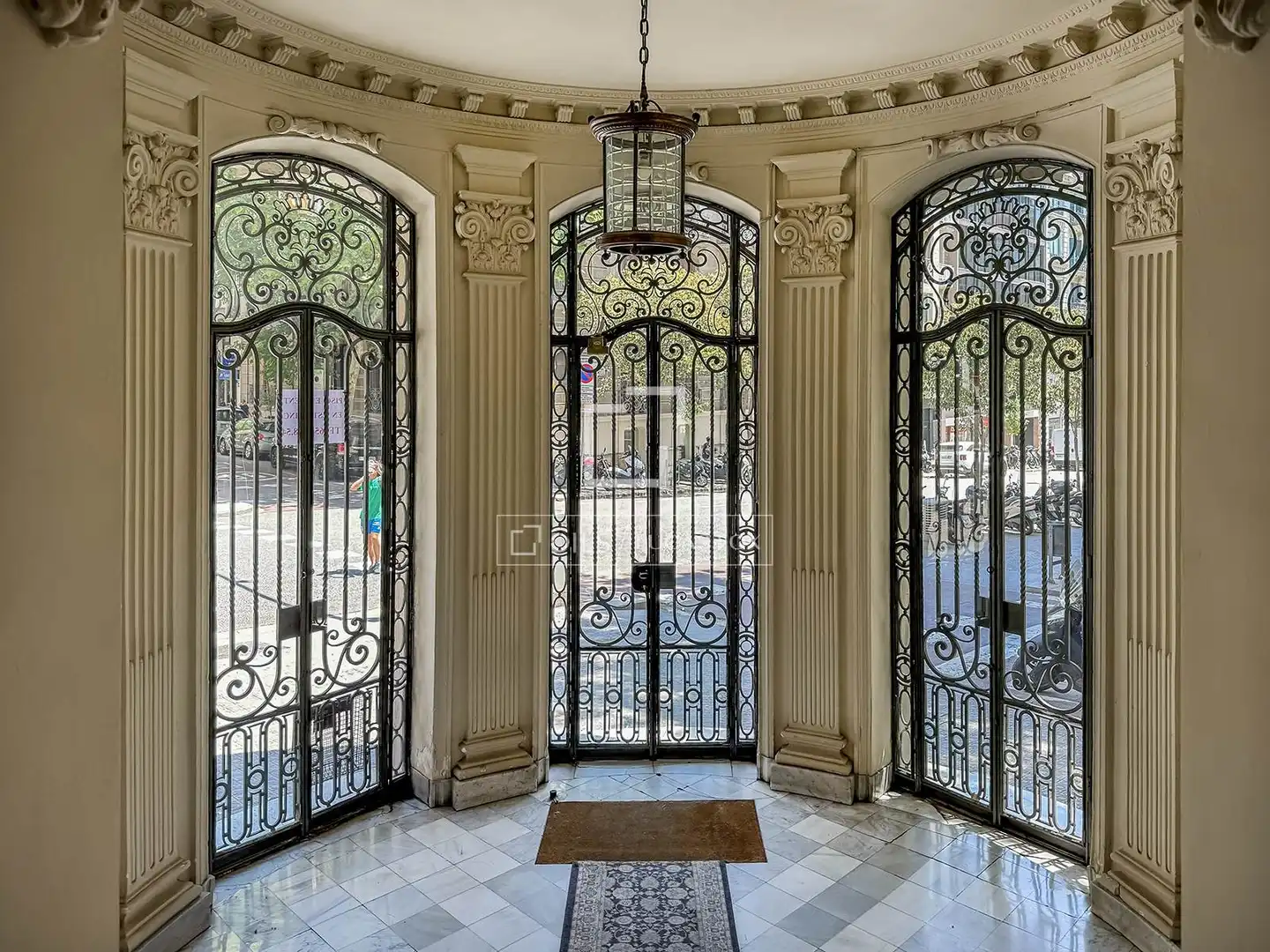 Flat for sale in Barcelona  with Air Conditioner, Heating and Terrace
