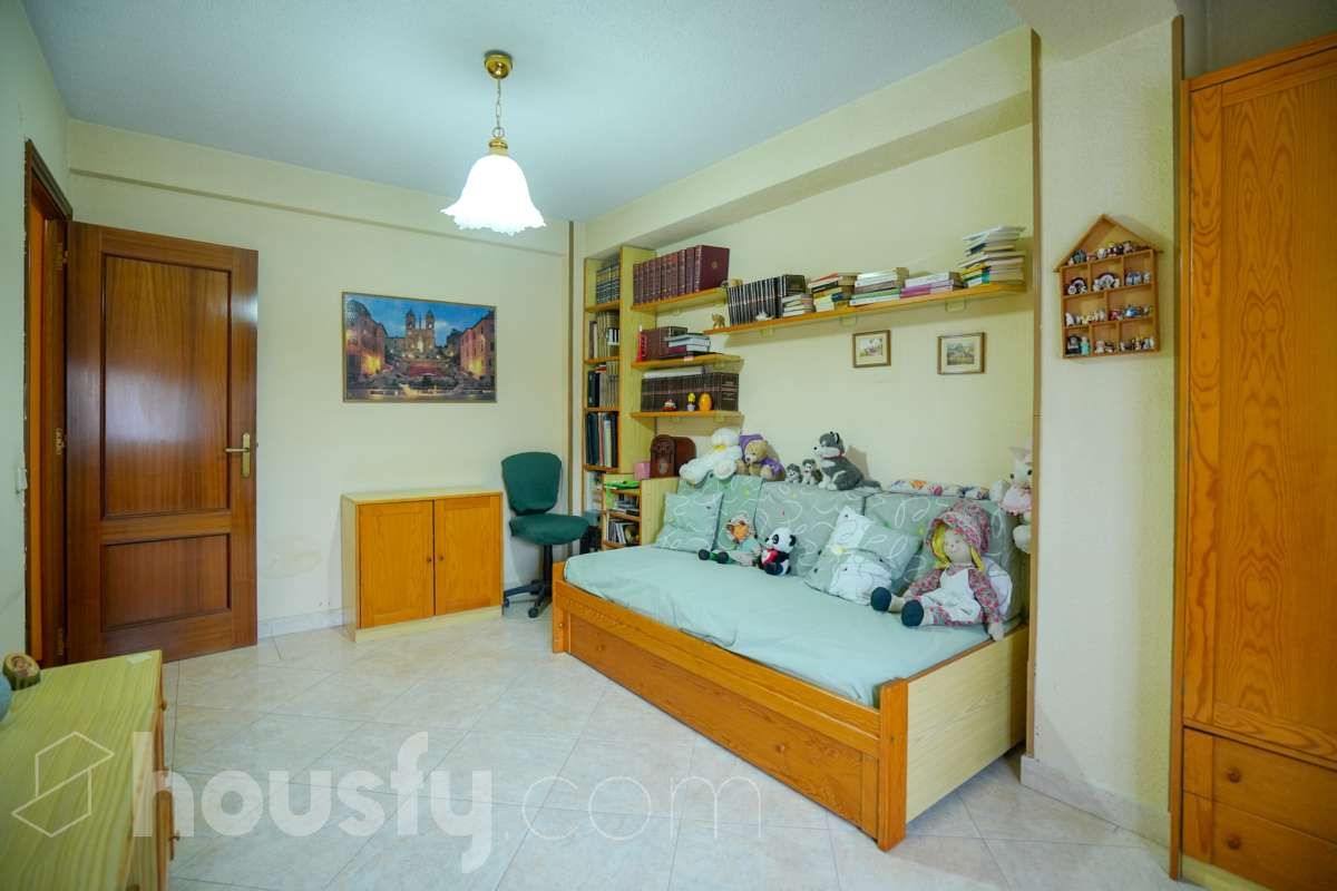 Bedroom of Flat for sale in  Madrid Capital  with Heating, Terrace and Storage room