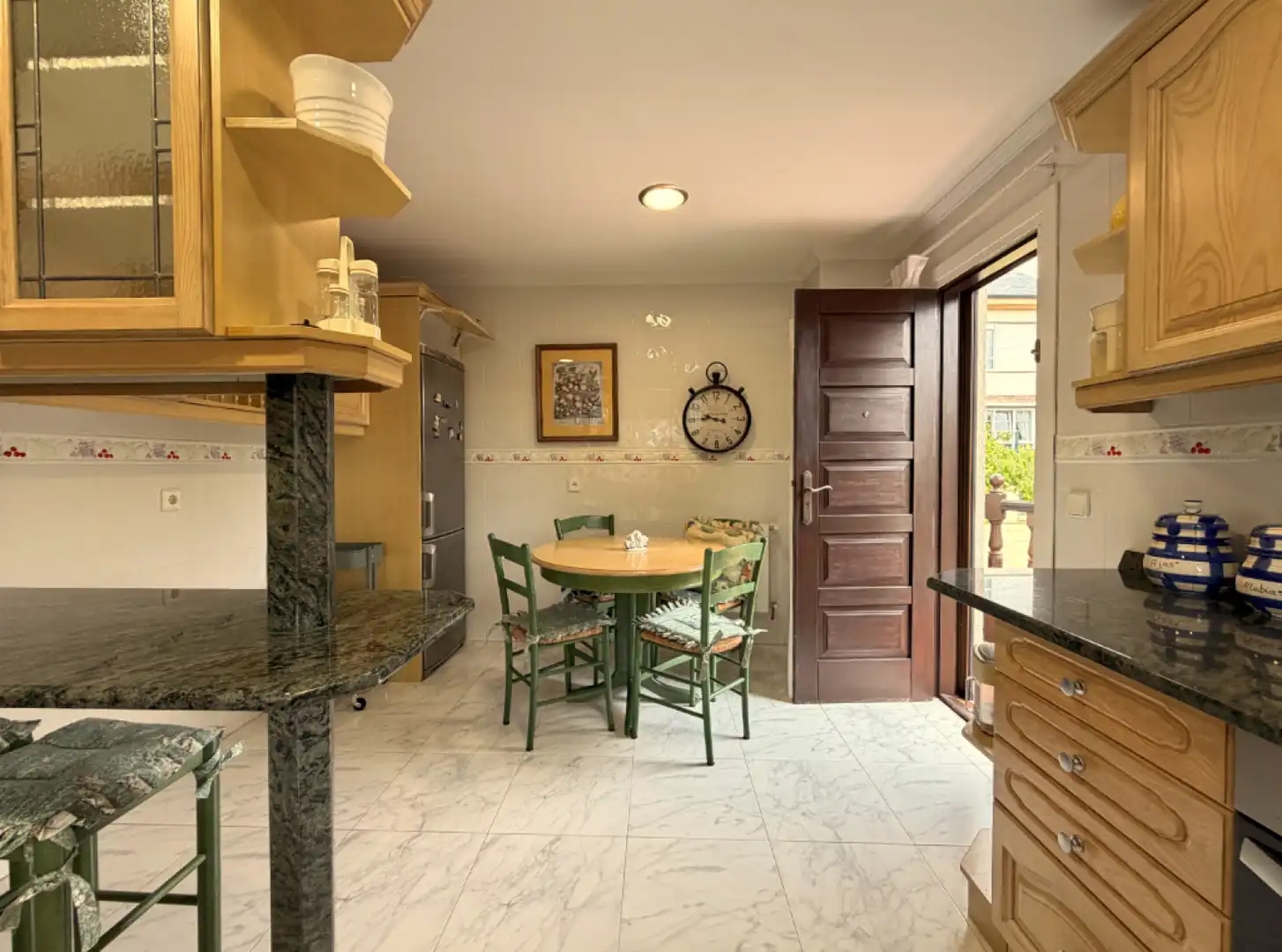 Küche von Haus oder Chalet zum Verkauf in Piélagos mit Heizung, Privatgarten und Terrasse