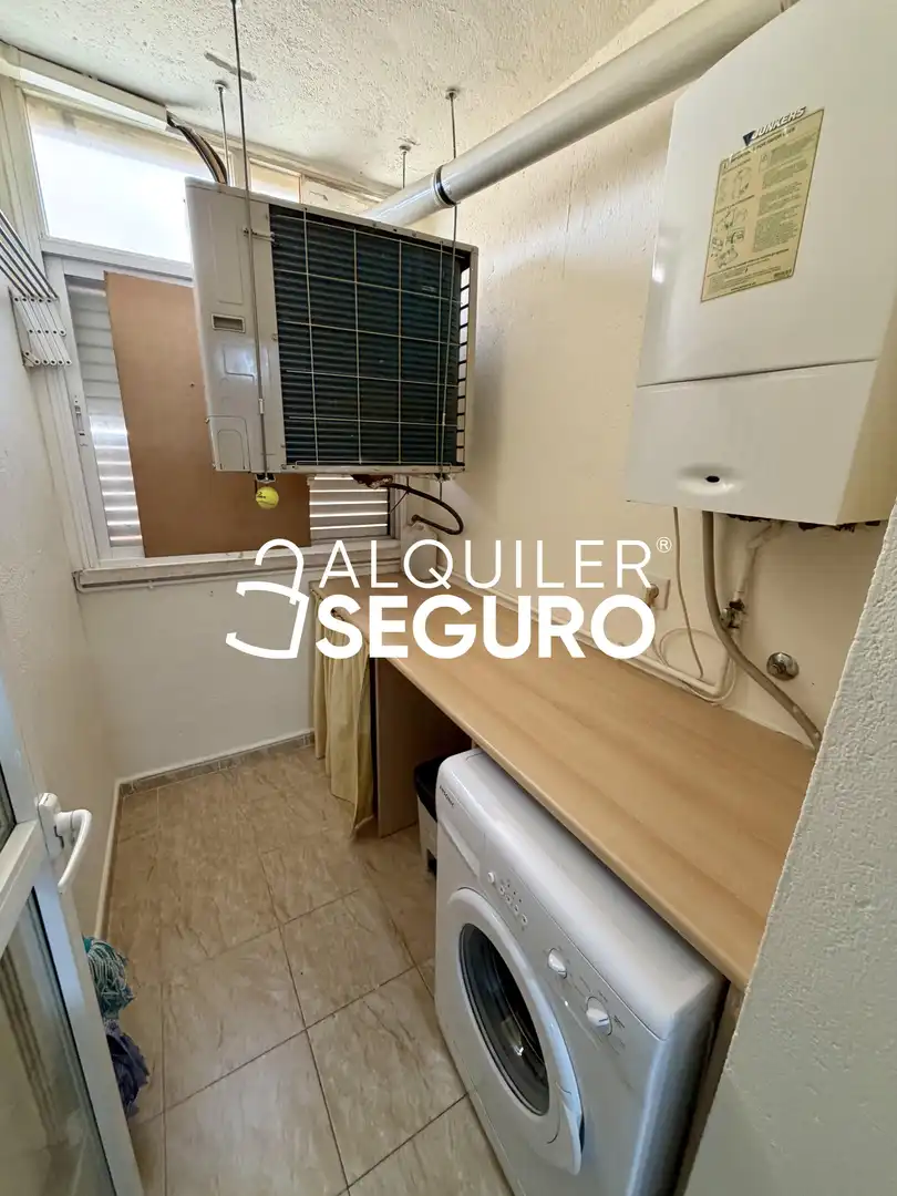 Piso de alquiler en Valdemoro con Aire acondicionado, Calefacción y Piscina