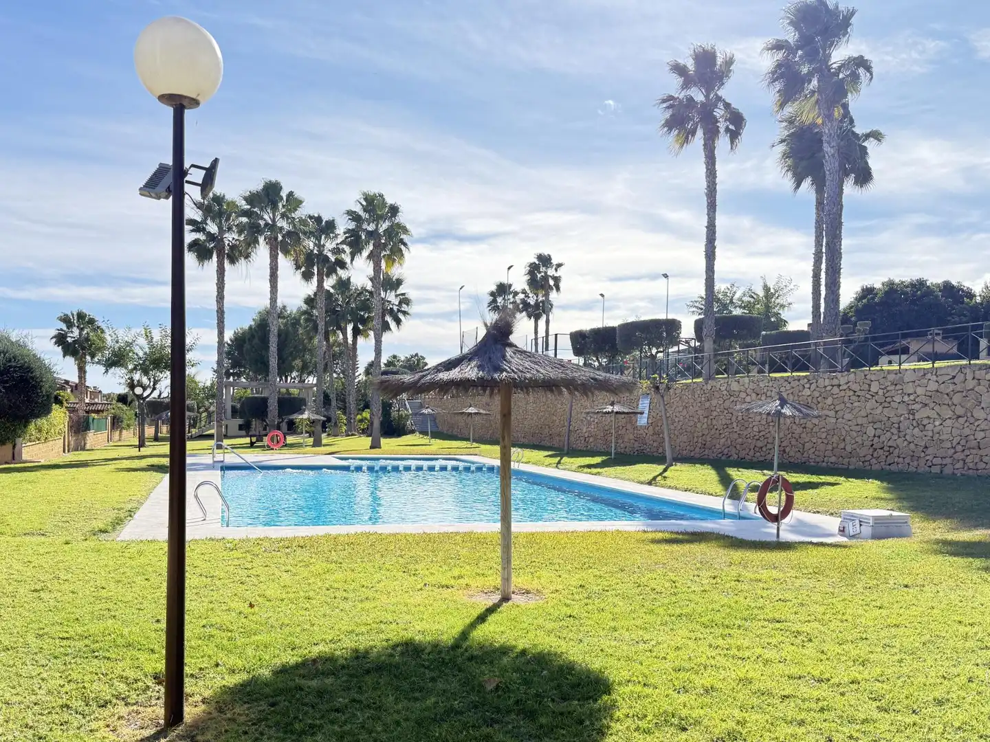 Piscina de Casa o xalet en venda en Mutxamel amb Aire condicionat, Calefacció i Jardí privat