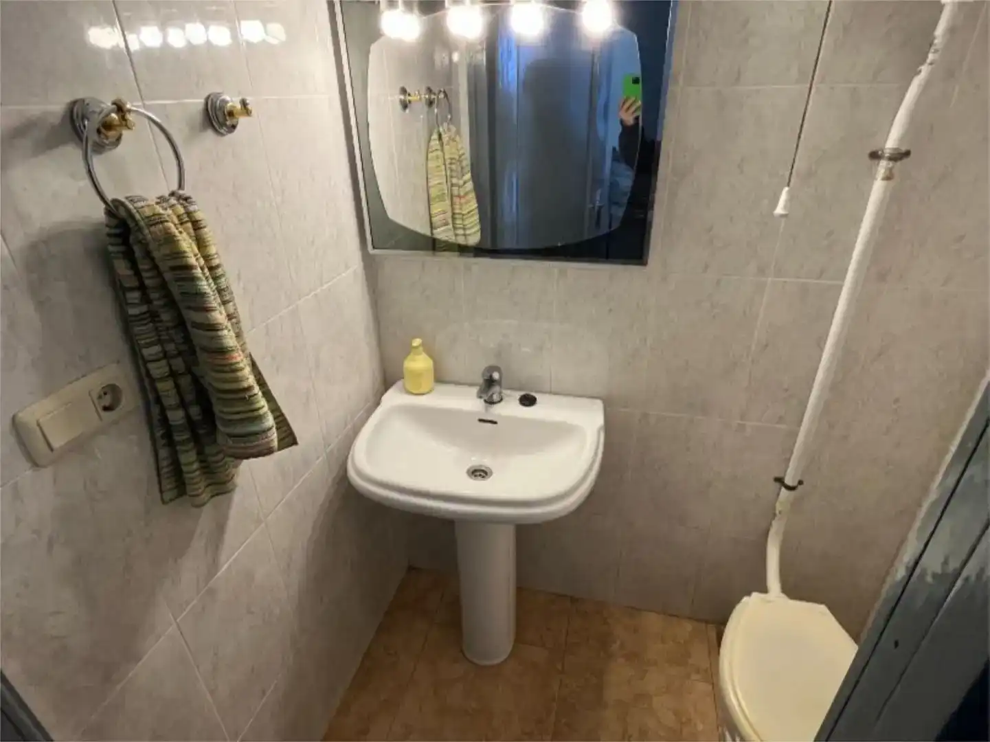 Baño de Piso en venta en Benabarre con Amueblado y Balcón