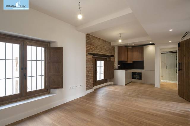 Piso en Venta en Calle Horno del Vidrio en Barrio de Albaicín