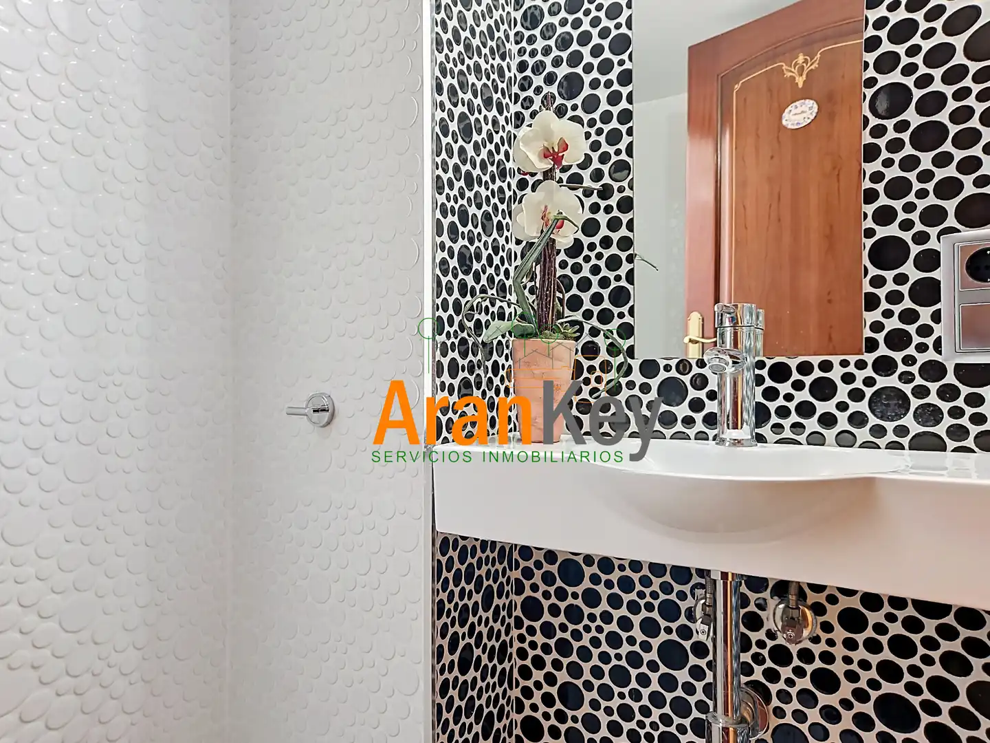 Baño de Piso en venta en Ocaña con Aire acondicionado y Horno