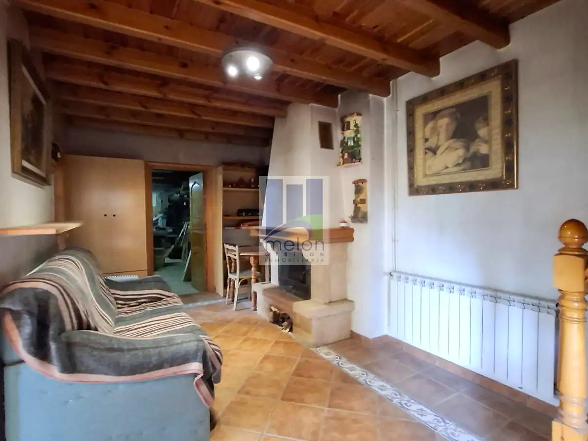Living room of Houses for sale in Ibeas de Juarros  with Storage room
