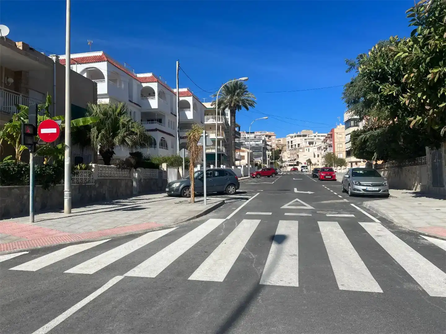 Vista exterior de Dúplex en venda en Santa Pola amb Aire condicionat, Jardí privat i Moblat