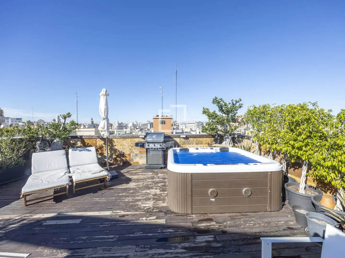 Terrasse von Dachboden zum Verkauf in Valencia del Ventoso mit Klimaanlage, Terrasse und Balkon