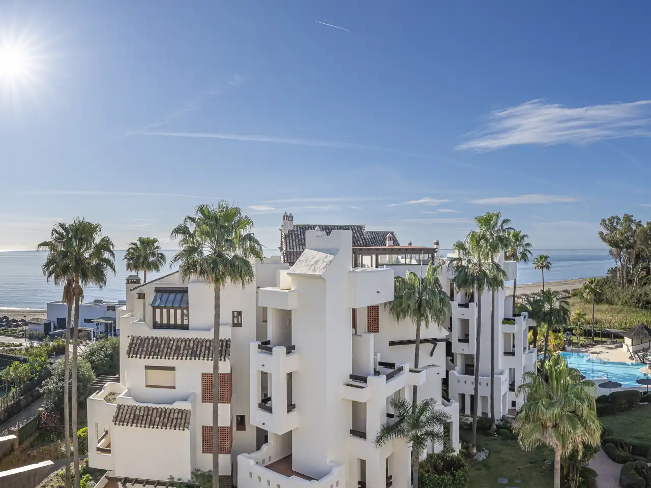 Exterior view of Duplexes for sale in Estepona  with Air Conditioner, Heating and Terrace