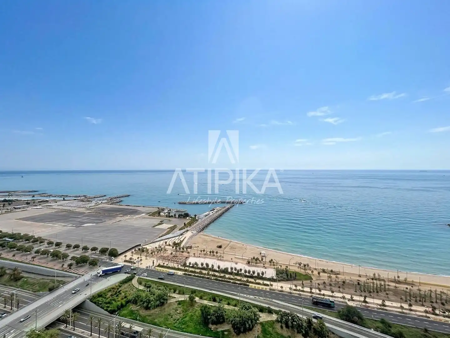 Vista exterior de Àtic de lloguer en Sant Martí