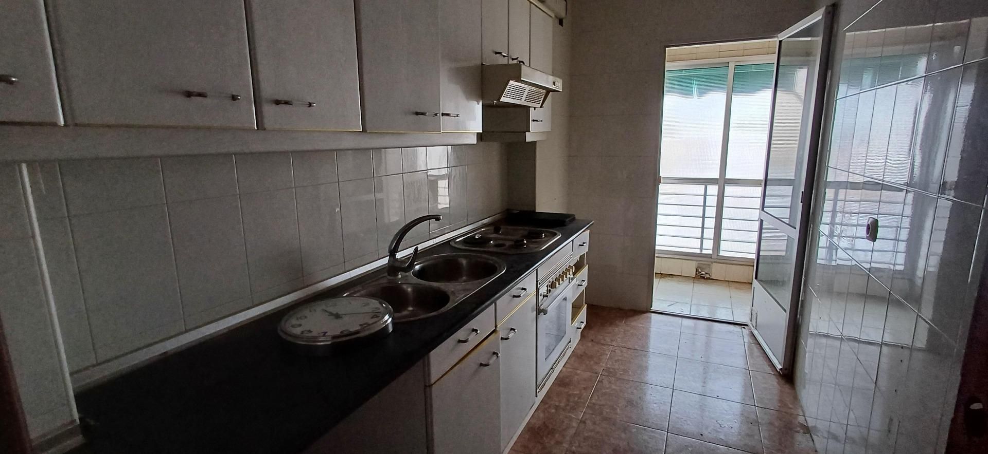Kitchen of Flat for sale in Cáceres Capital  with Heating
