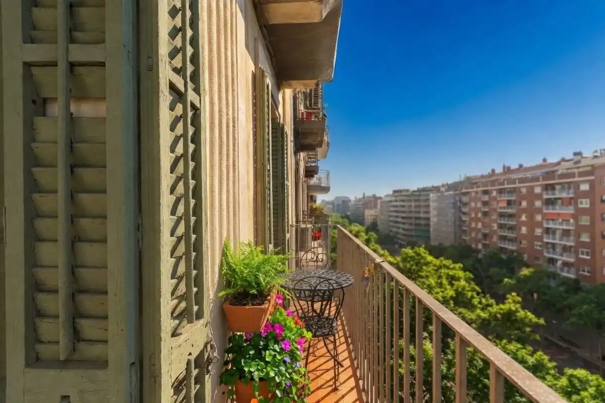 Piso con ascensor en venta en Gran Via de les Corts Catalanes